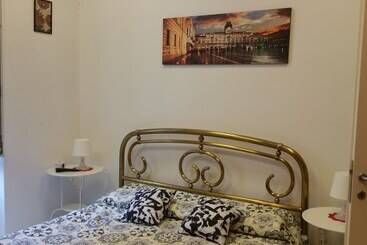 تختخواب و صبحانه Affittacamere Guerrero Rooms