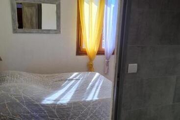 تختخواب و صبحانه L Auberge Galeria