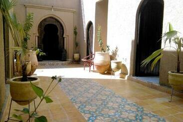 Bed and Breakfast Riad Amar