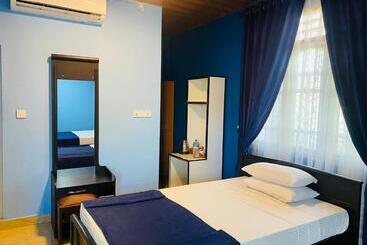 هتل Nilaveli Hybrid Holiday