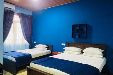 هتل Nilaveli Hybrid Holiday