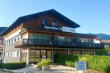 Sauna & Whirlpool   Alpenliebe Apartments - Inzell