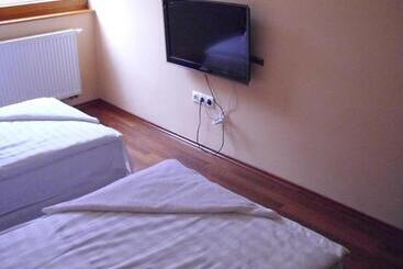 پانسیون Guest House Mladosť