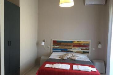 پانسیون Hostal Al Porto