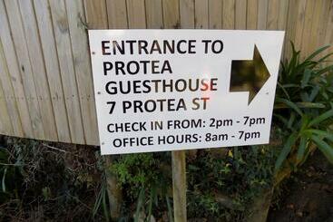 پانسیون Protea Guest House