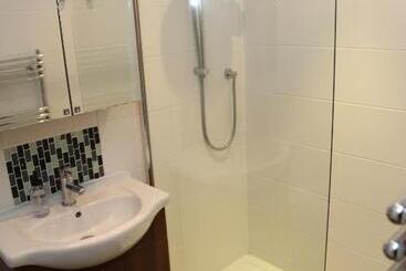 پانسیون Victorin House   All Rooms Are En Suite