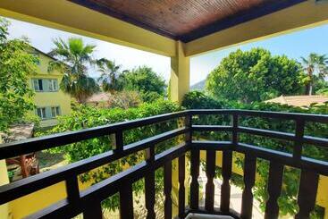 Summer Life Villa Apart