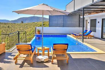 Villa Summery