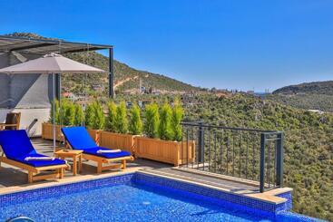 Villa Summery