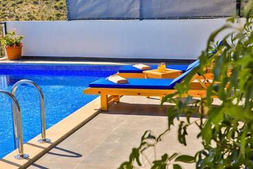 Villa Summery