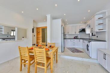 Villa Summery