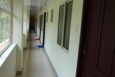 هاستل Marwa Inn