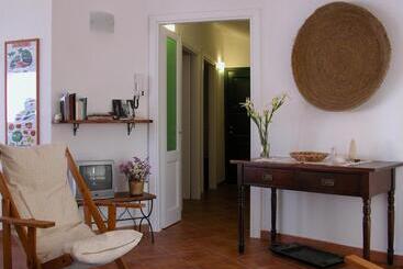 B&b L Umbra Di Lu Soli