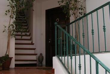 B&b L Umbra Di Lu Soli