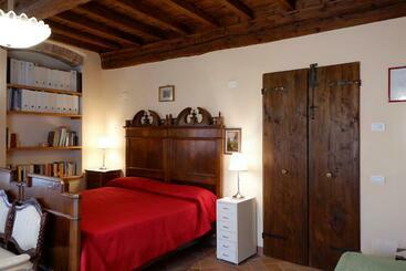 تختخواب و صبحانه Alla Locanda Del Cinquecento
