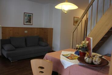تختخواب و صبحانه Garni Residence Trocker