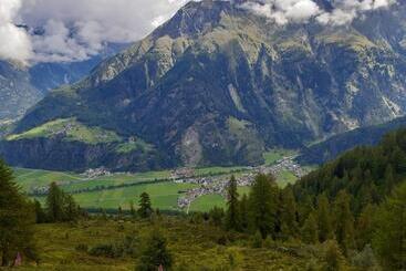 تختخواب و صبحانه Gästehaus Helga