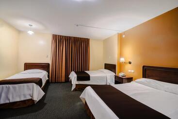 Cesar S Hotel La Merced
