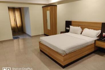هتل Sree Gokulam Apartments
