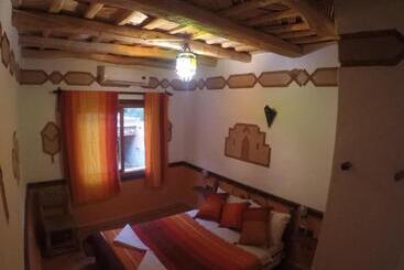پانسیون Auberge Des Peupliers Café Restaurant