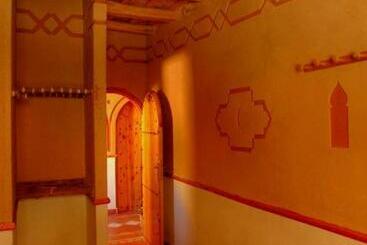 پانسیون Auberge Des Peupliers Café Restaurant