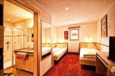 پانسیون Aparthotel Fernblick