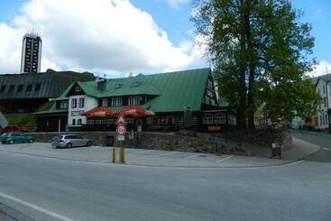 פנסיון Hospoda Na Peci