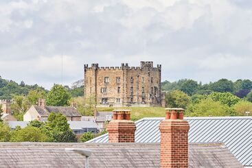 Host Stay Castle View
