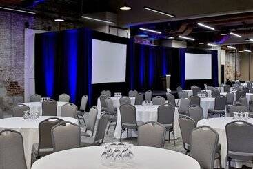 هتل Aloft Wilmington At Coastline Center