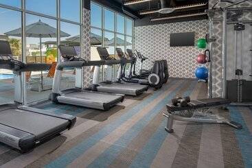 هتل Aloft Wilmington At Coastline Center