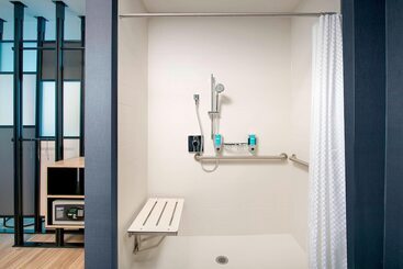 هتل Aloft Wilmington At Coastline Center
