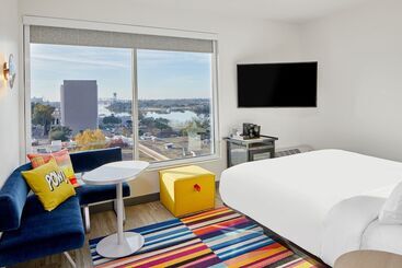 هتل Aloft Wilmington At Coastline Center