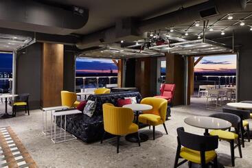 هتل Aloft Wilmington At Coastline Center