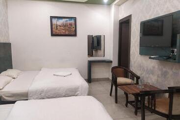 هتل Geeta Residency Haridwar