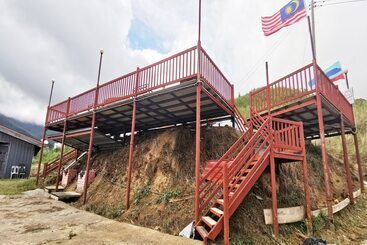 هتل Oyo 90339 Sosodikon Inap Desa
