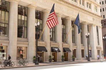 هتل The Lasalle Chicago, Autograph Collection