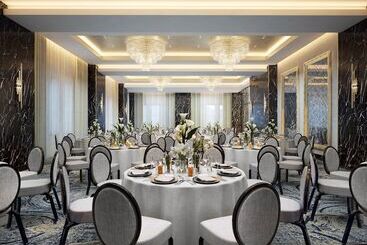 هتل The Lasalle Chicago, Autograph Collection