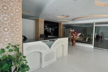 هتل Usmania Restaurant And Civic