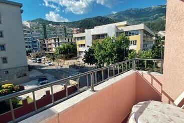 پانسیون Villa Md