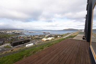 Sea & City View   Luxurious   Hiking