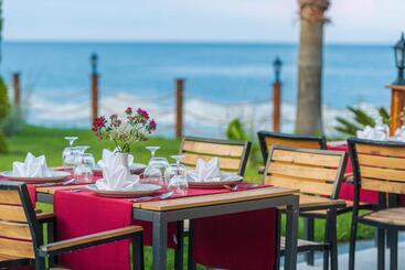 Sealife Kemer Resort Hotel   Ultra All Inclusive