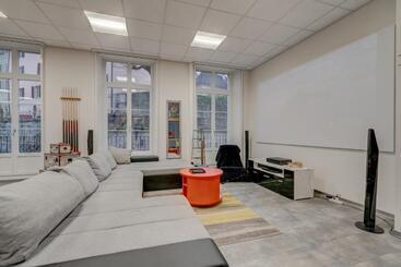 The 5 Continents I & Ii   320 M2 By Stay Swiss