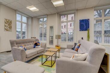 The 5 Continents I & Ii   320 M2 By Stay Swiss