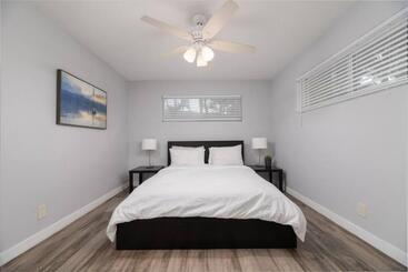 آپارتمانهای توریستها The Palms At Middle River Terrace 4