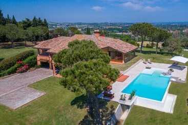 Villa California 6, Emma Villas