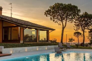 Villa California 6, Emma Villas