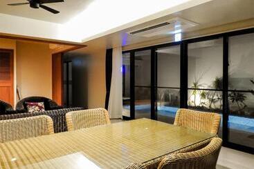 Villa Life Indah Sumuide