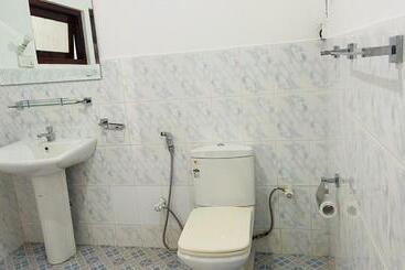 تختخواب و صبحانه Sunny Mood Guest House