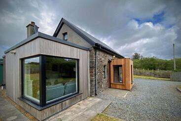 Cottage 426   Moyard