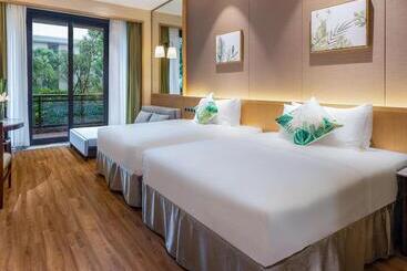 هتل C&d Resort,wuyi Mountain